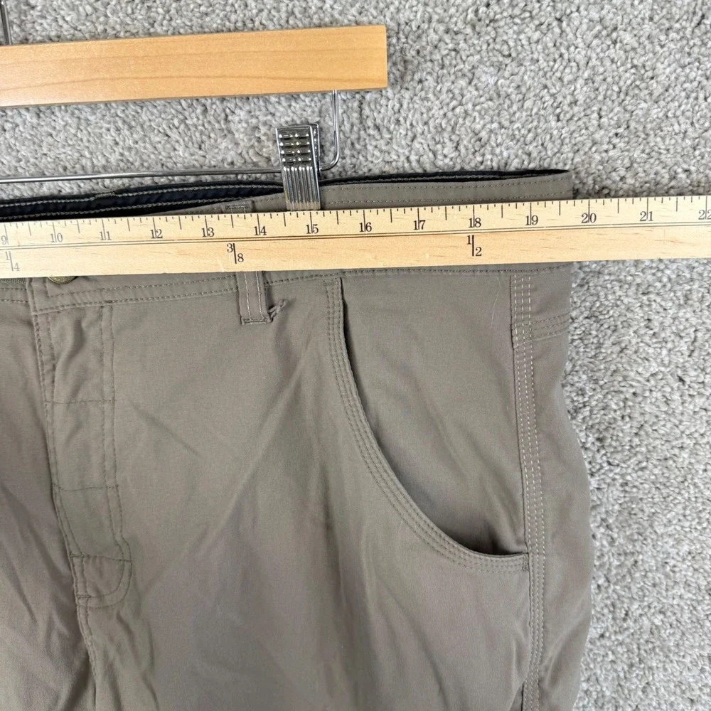 Prana Zion Mens XXL Brown Stretch Hiking Cargo Shorts‎ Integrated Belt Quick Dry